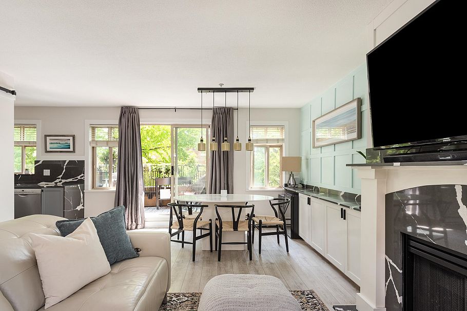 26 3036 W 4 Avenue Vancouver, BC - 9