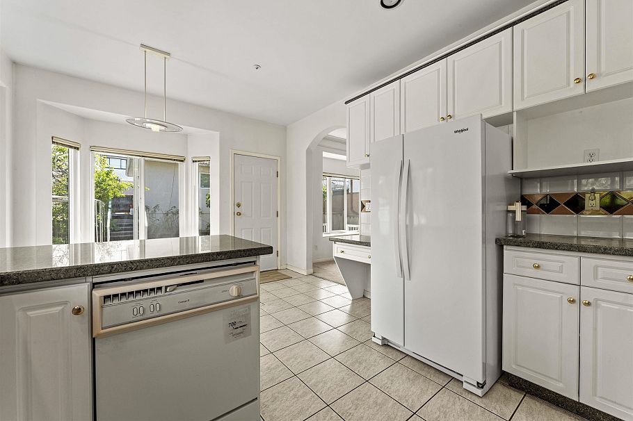 5908 Dumfries Street Vancouver, BC - 28