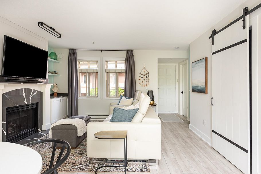 26 3036 W 4 Avenue Vancouver, BC - 10