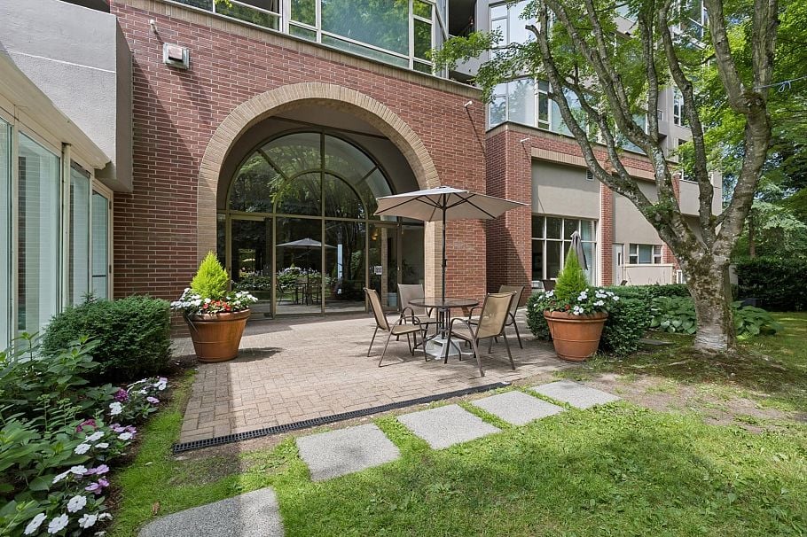 308 1327 E Keith Road North Vancouver, BC - 26