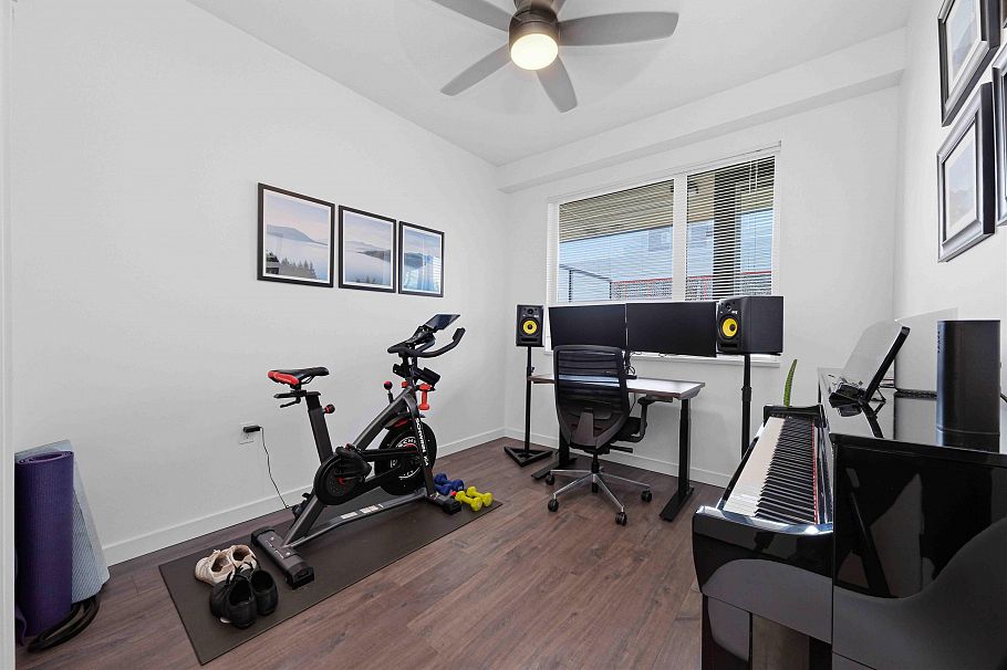 409 123 W 1st Street North Vancouver, BC - 18