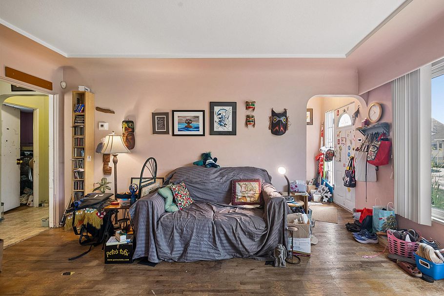 2231 E 25th Avenue Vancouver, BC - 11