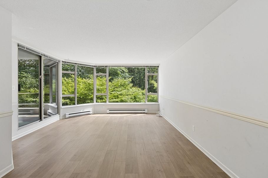 308 1327 E Keith Road North Vancouver, BC - 4