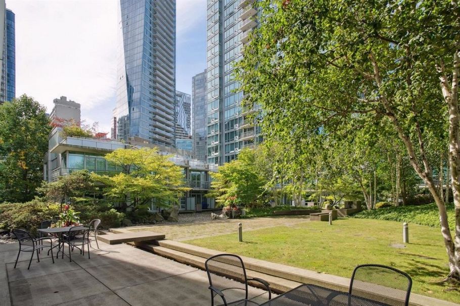 408 590 Nicola Street Vancouver, BC - 32