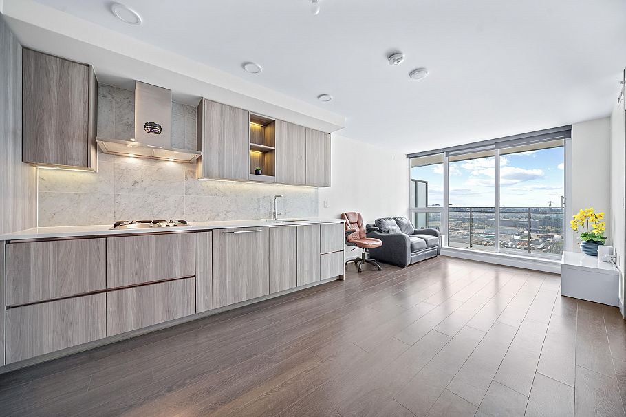 1107 433 SW Marine Drive West Vancouver, BC - 1