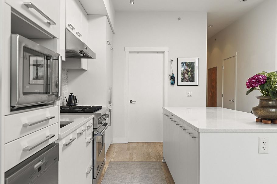 401 4355 W 10th Avenue Vancouver, BC - 22