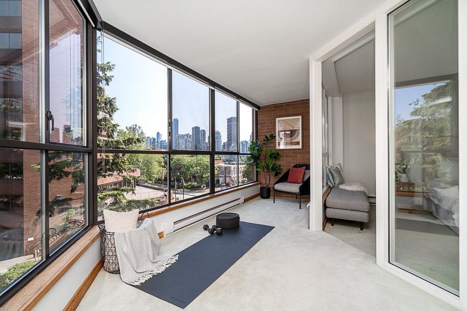 305 1450 Pennyfarthing Drive Vancouver, BC - 23