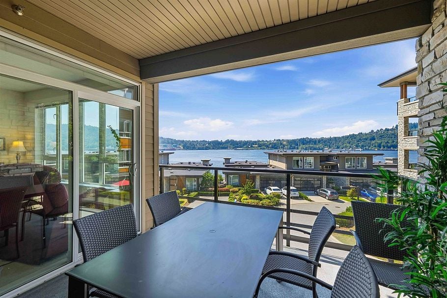 203 3911 Cates Landing Way North Vancouver, BC - 25