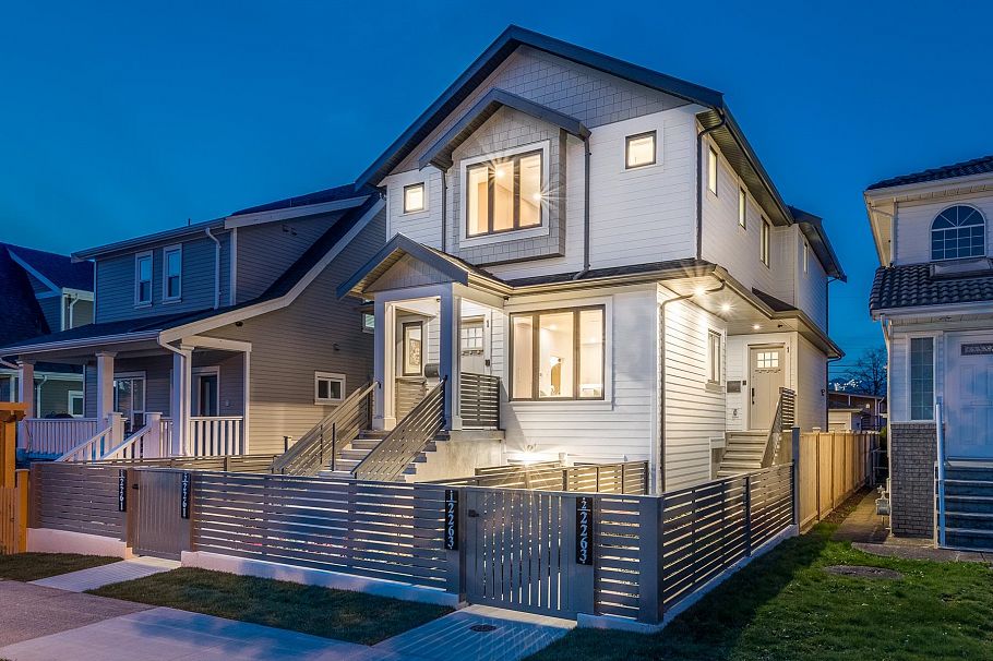 1 2263 E 35th Avenue Vancouver, BC - 2