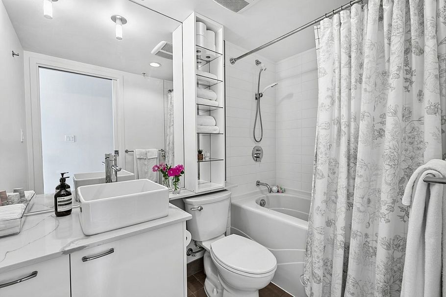 1202 980 Cooperage Way Vancouver, BC - 11