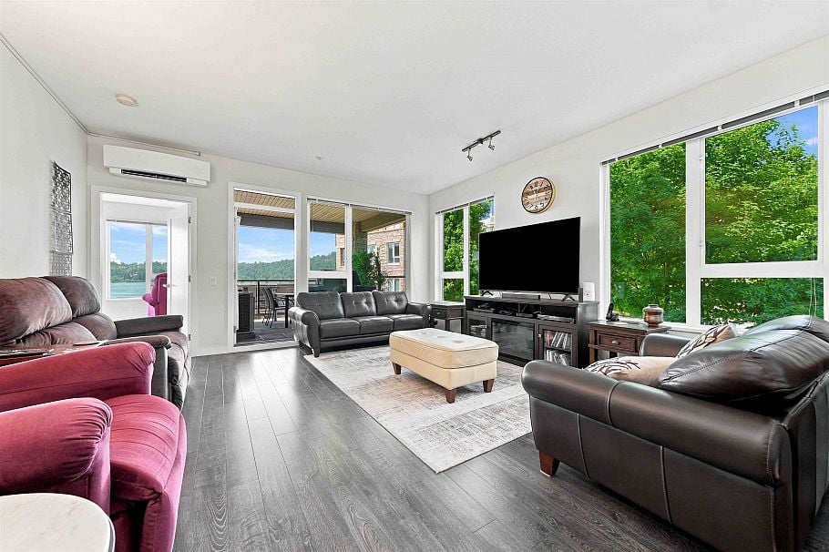 203 3911 Cates Landing Way North Vancouver, BC - 12