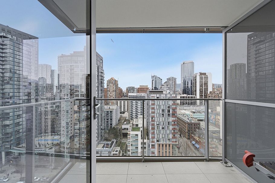 1909 1111 Richards Street Vancouver, BC - 22