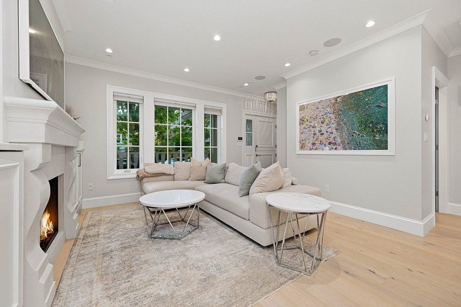 1242 E 23rd Avenue Vancouver, BC - 5