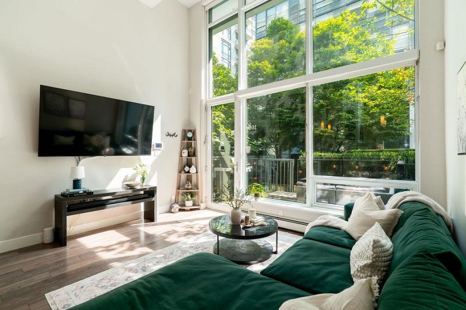 155 W 2nd Avenue Vancouver, BC - 9