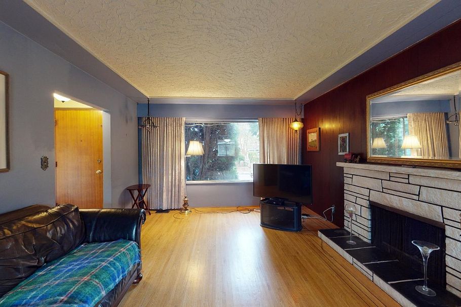 4863 Rupert Street Vancouver, BC - 3