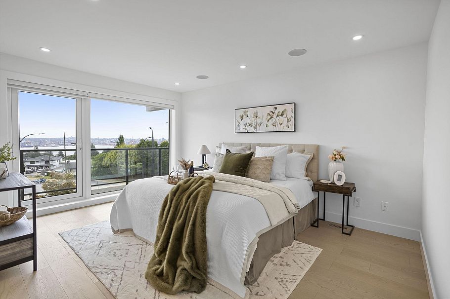 340 E Keith Road North Vancouver, BC - 21