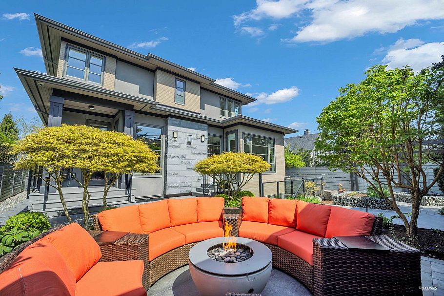 2820 W 32nd Avenue Vancouver, BC - 36