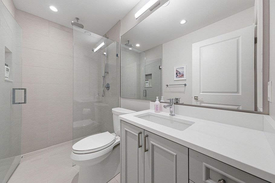 1242 E 23rd Avenue Vancouver, BC - 26