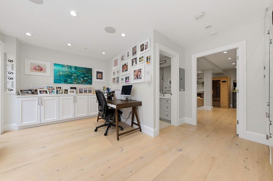 1242 E 23rd Avenue Vancouver, BC - 25