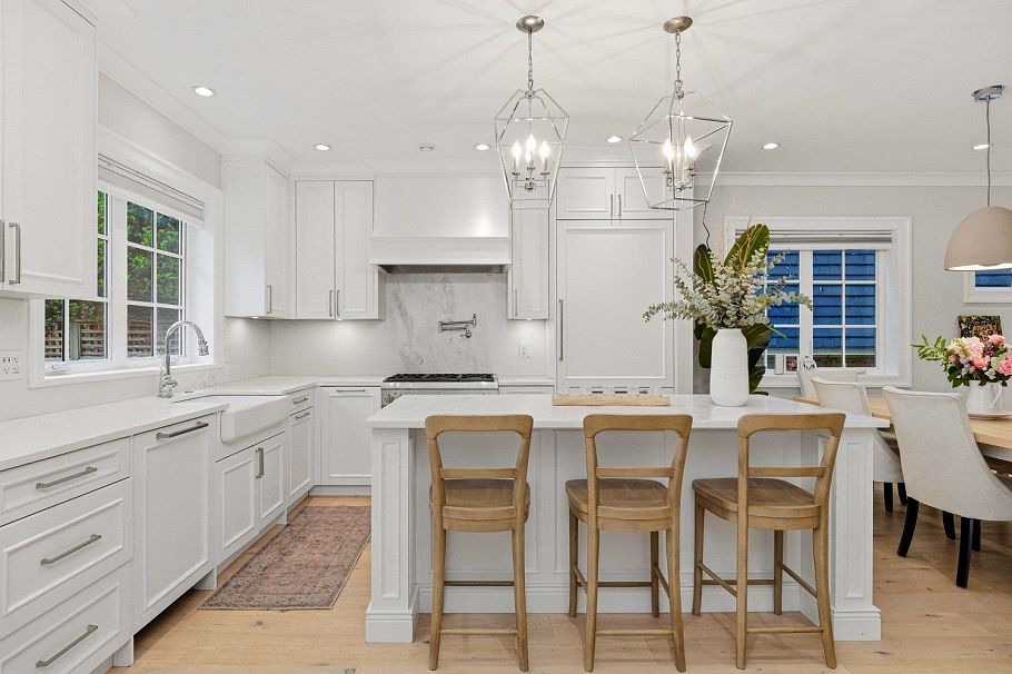 1242 E 23rd Avenue Vancouver, BC - 9