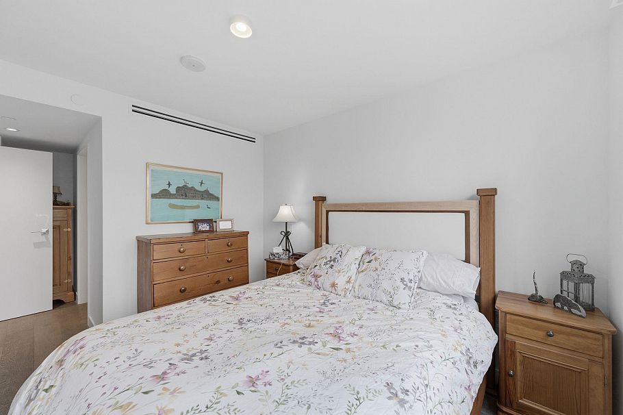 1909 1111 Richards Street Vancouver, BC - 14