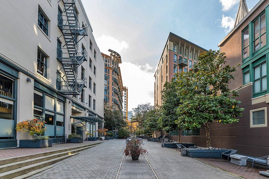 506 55 E Cordova Street Vancouver, BC - 35