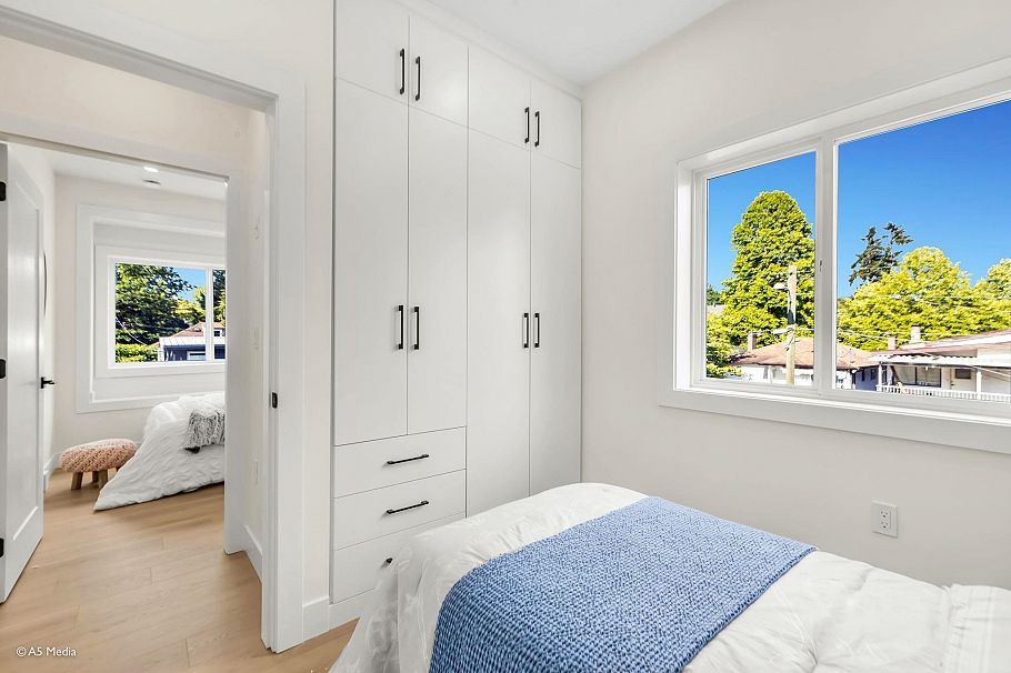 1 281 E 48th Avenue Vancouver, BC - 21