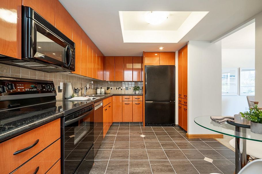 305 1450 Pennyfarthing Drive Vancouver, BC - 10