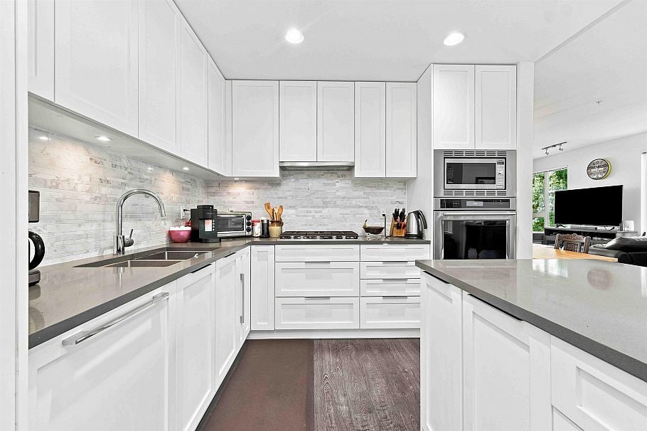 203 3911 Cates Landing Way North Vancouver, BC - 5