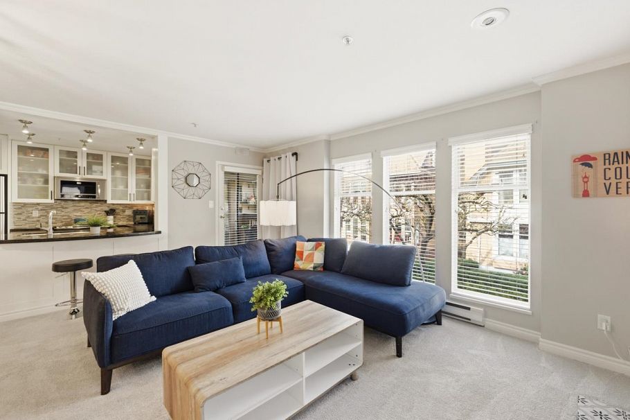W206 639 W 14th Avenue Vancouver, BC - 2