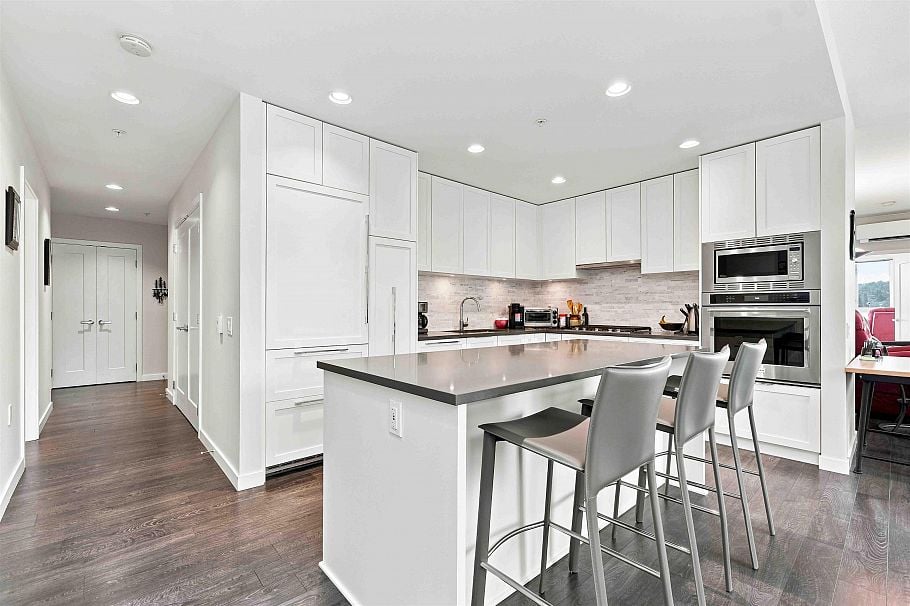 203 3911 Cates Landing Way North Vancouver, BC - 6