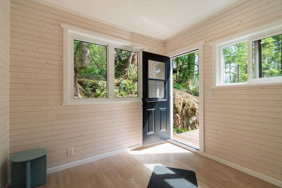 14 E Croker Island North Vancouver, BC - 33