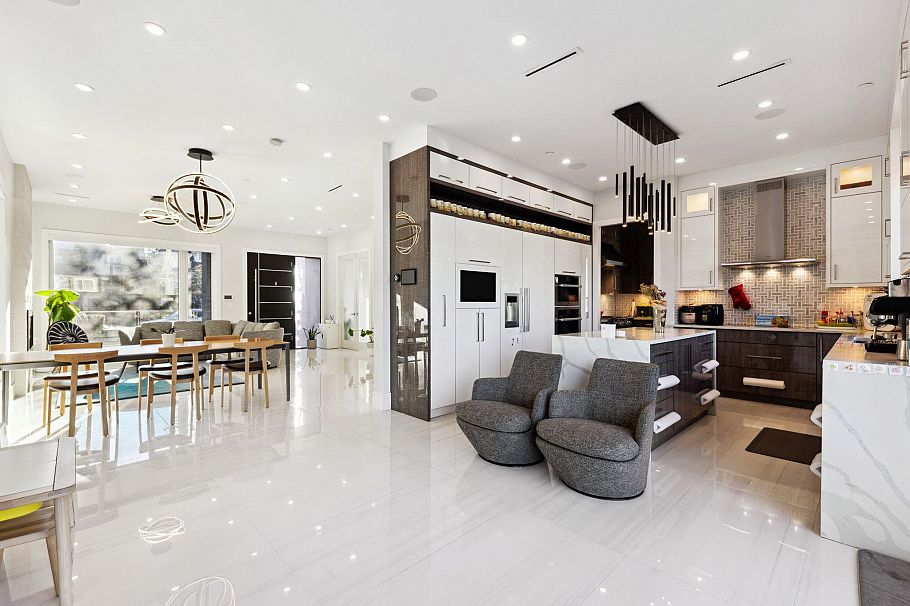 4437 W 13th Avenue Vancouver, BC - 11