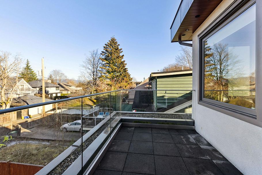 4437 W 13th Avenue Vancouver, BC - 28