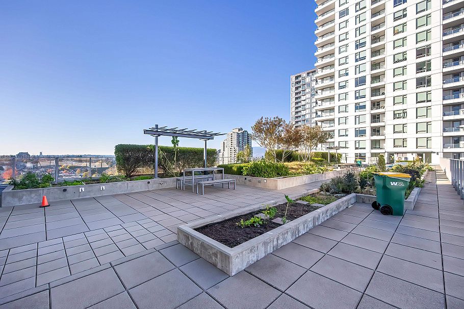 2202 5515 Boundary Road Vancouver, BC - 4
