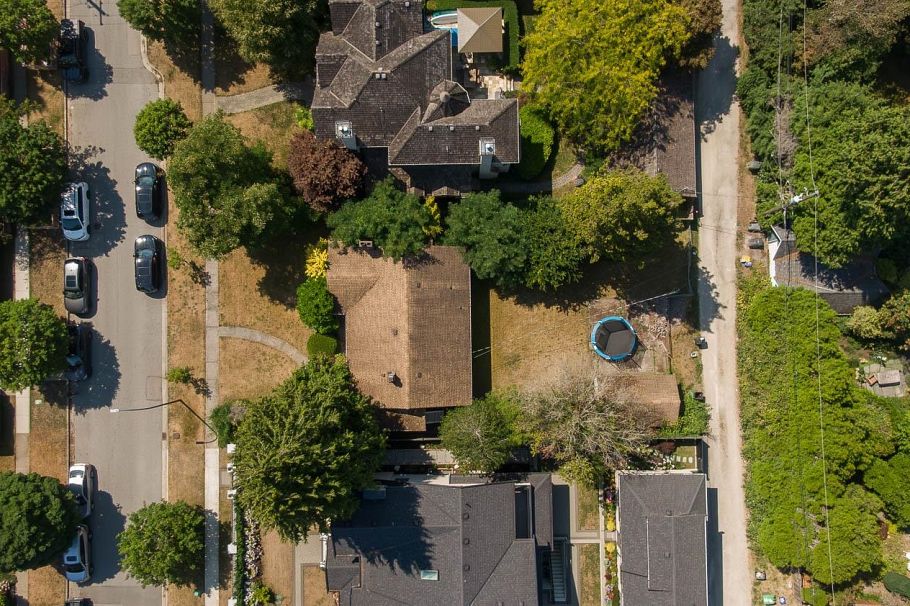 2677 W 35th Avenue Vancouver, BC - 4