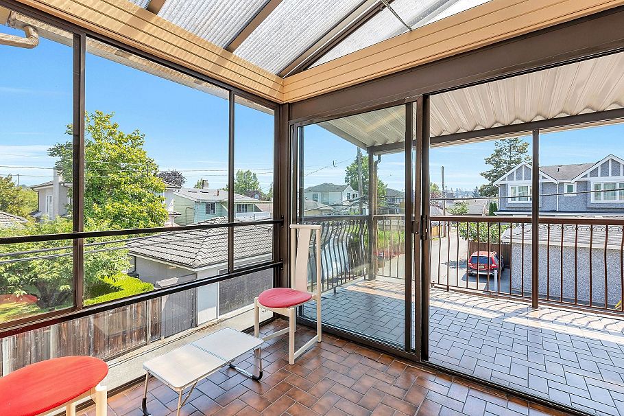 2718 W 19th Avenue Vancouver, BC - 22
