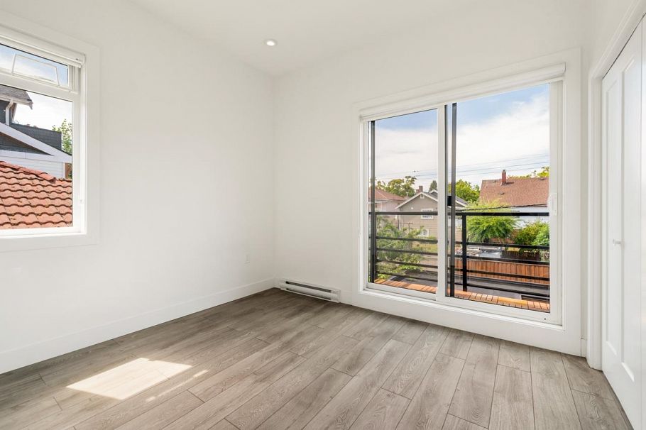 5043 Chambers Street Vancouver, BC - 11