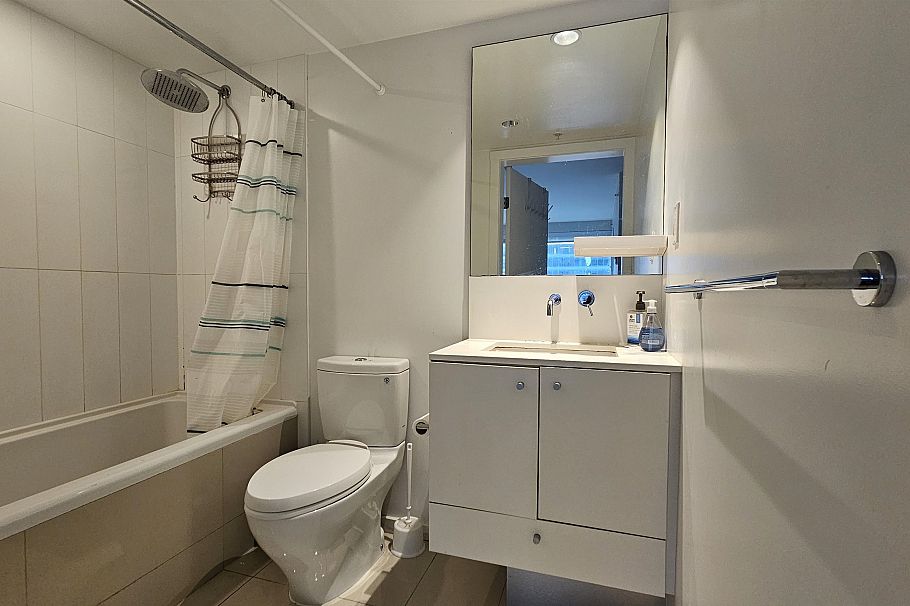 908 999 Seymour Street Vancouver, BC - 12