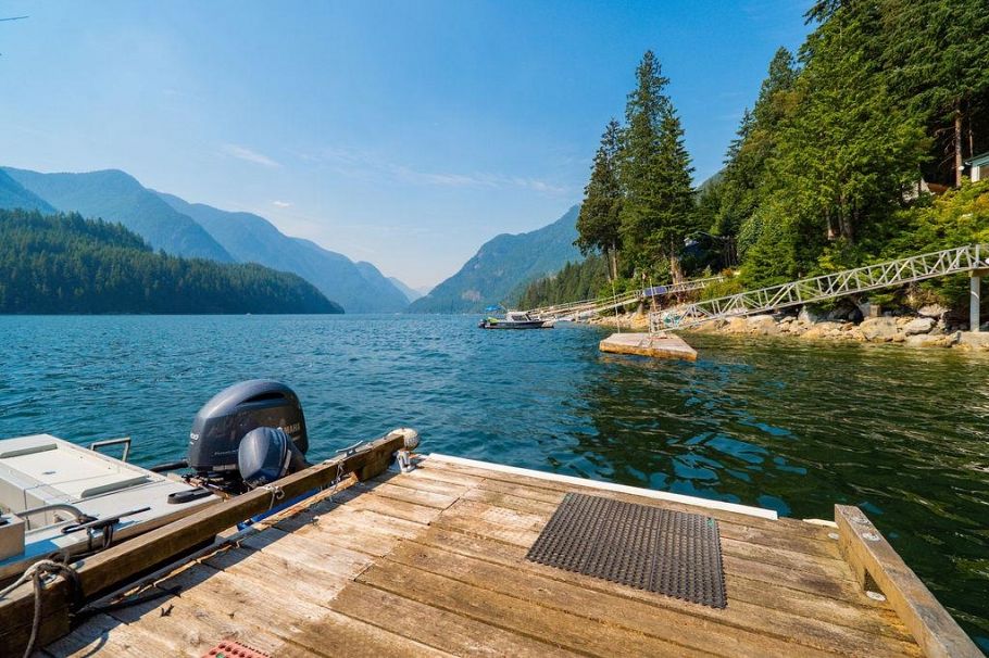 29 E Croker Island North Vancouver, BC - 30