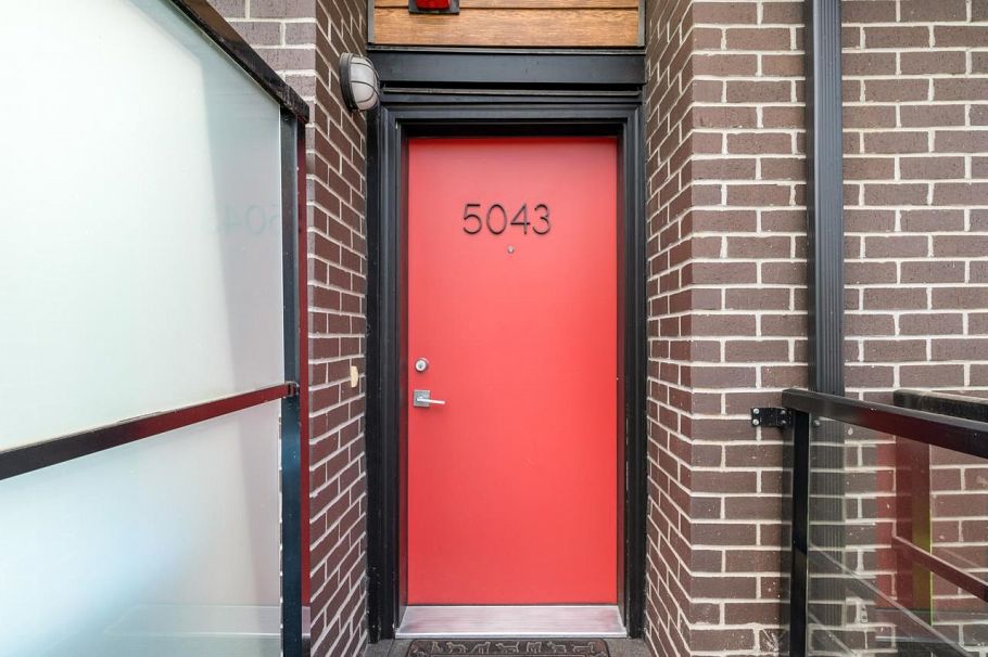 5043 Chambers Street Vancouver, BC - 24