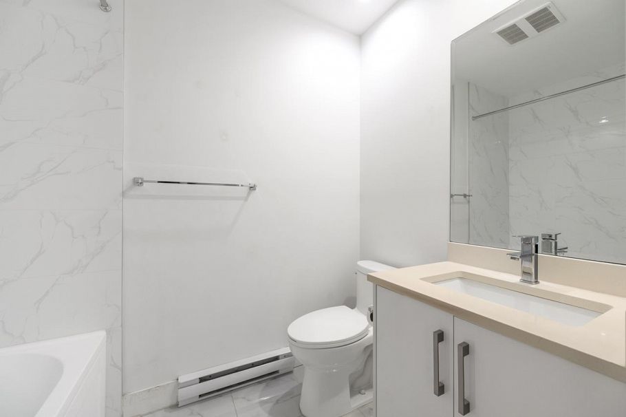 5043 Chambers Street Vancouver, BC - 15