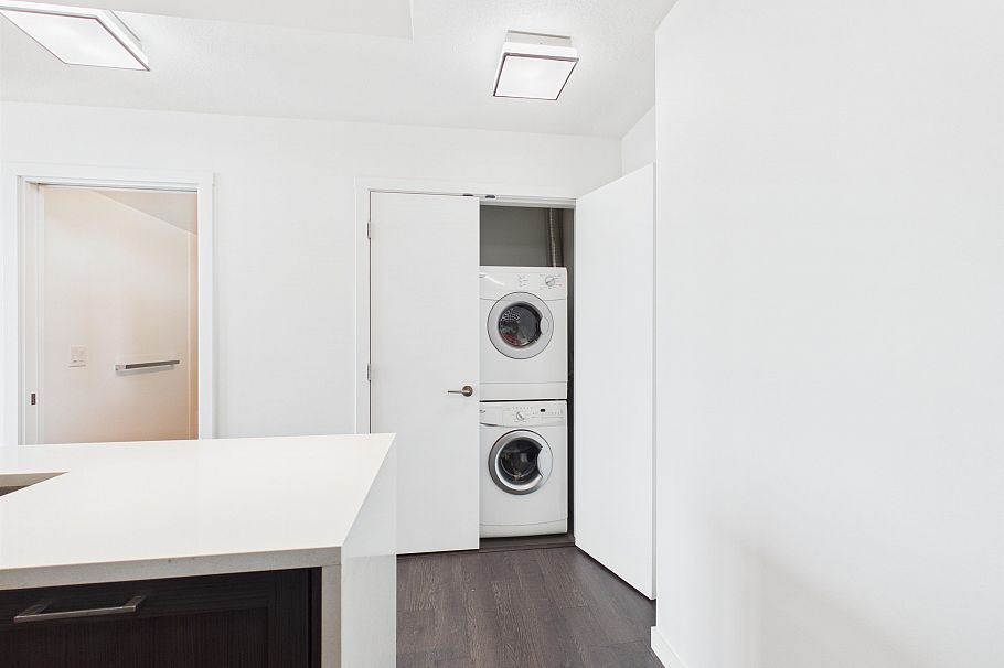 2202 5515 Boundary Road Vancouver, BC - 12