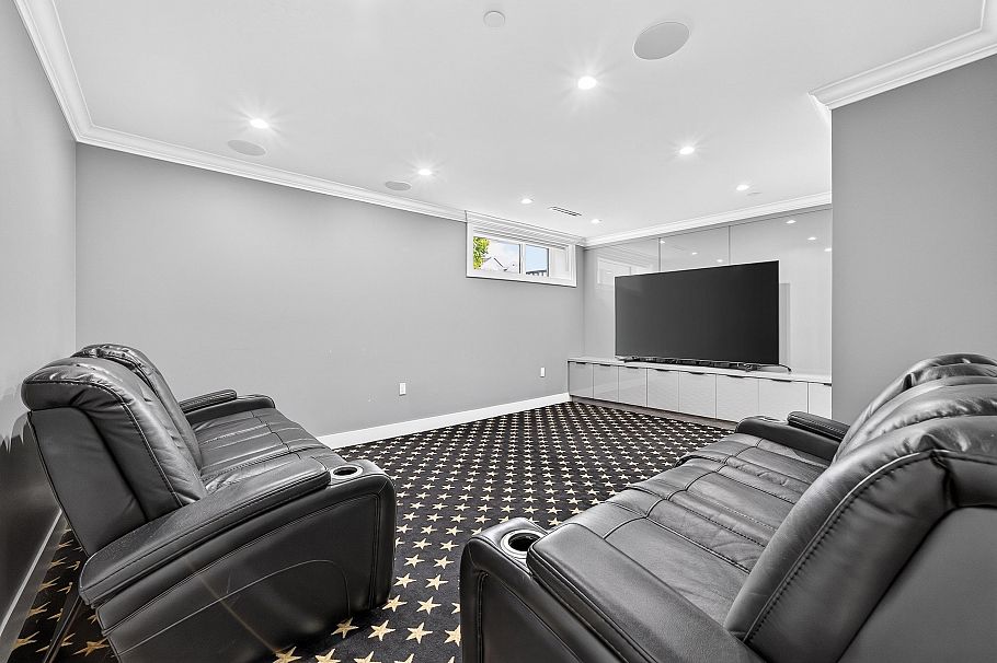 5835 Clarendon Street Vancouver, BC - 20