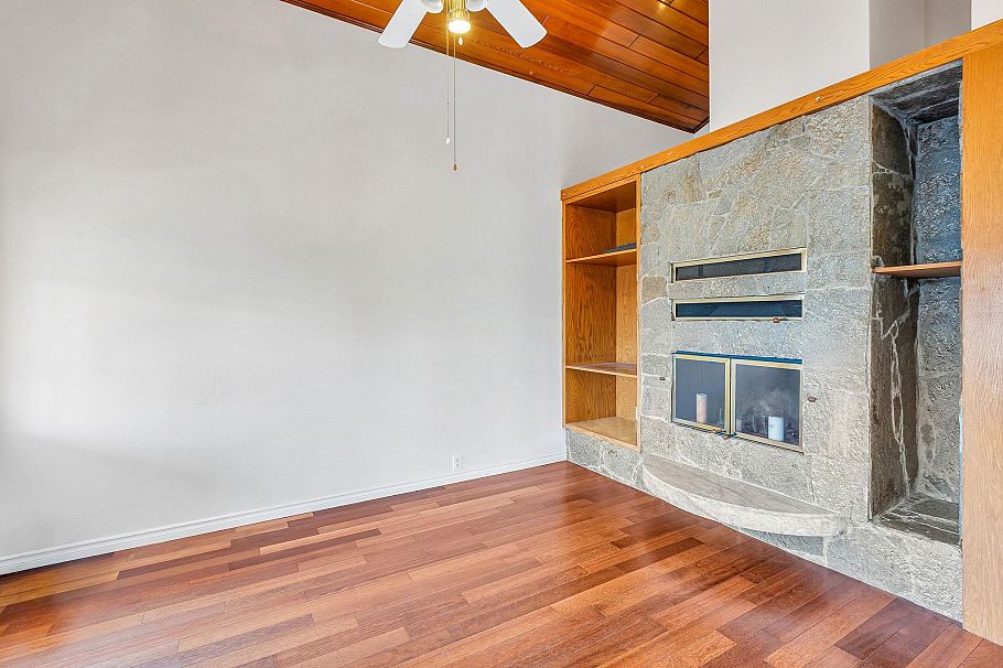 2718 W 19th Avenue Vancouver, BC - 12