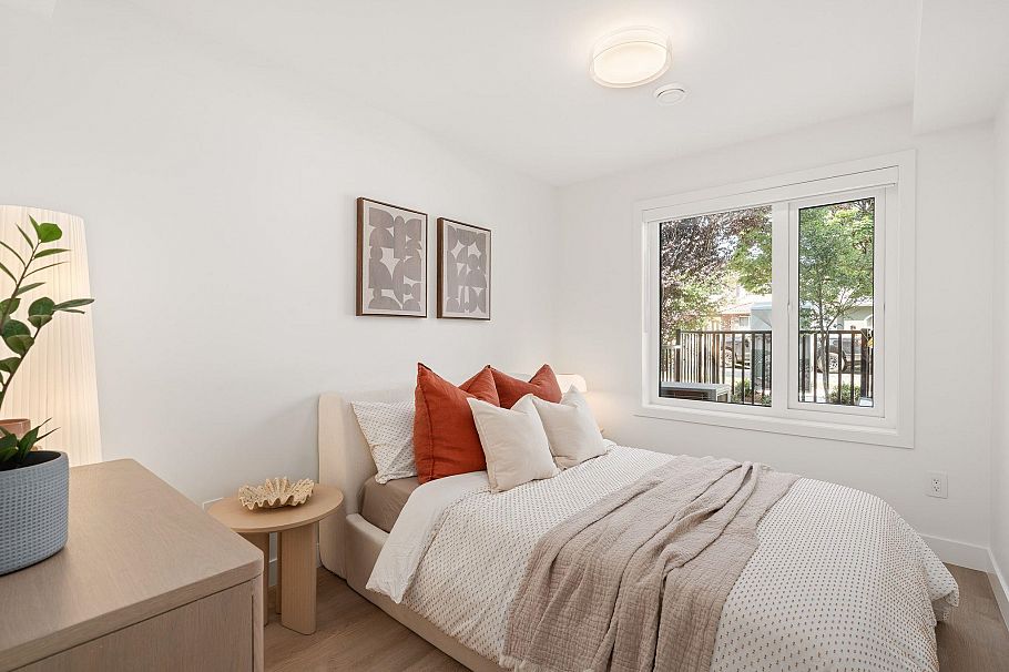 5 2240 E 40th Avenue Vancouver, BC - 29