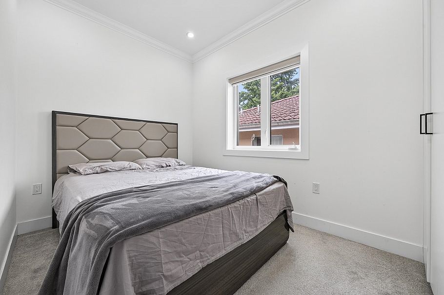 5835 Clarendon Street Vancouver, BC - 17