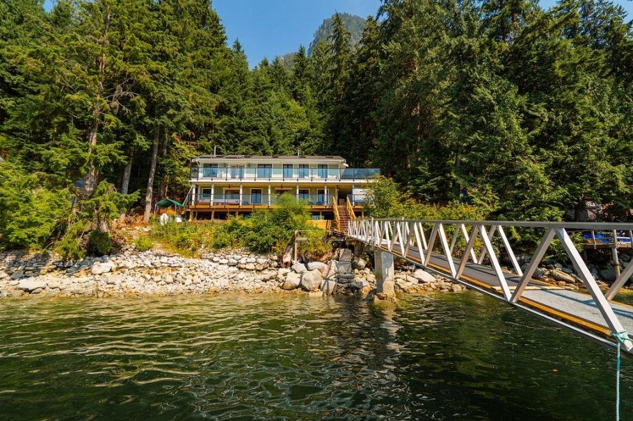 29 E Croker Island North Vancouver, BC - 29