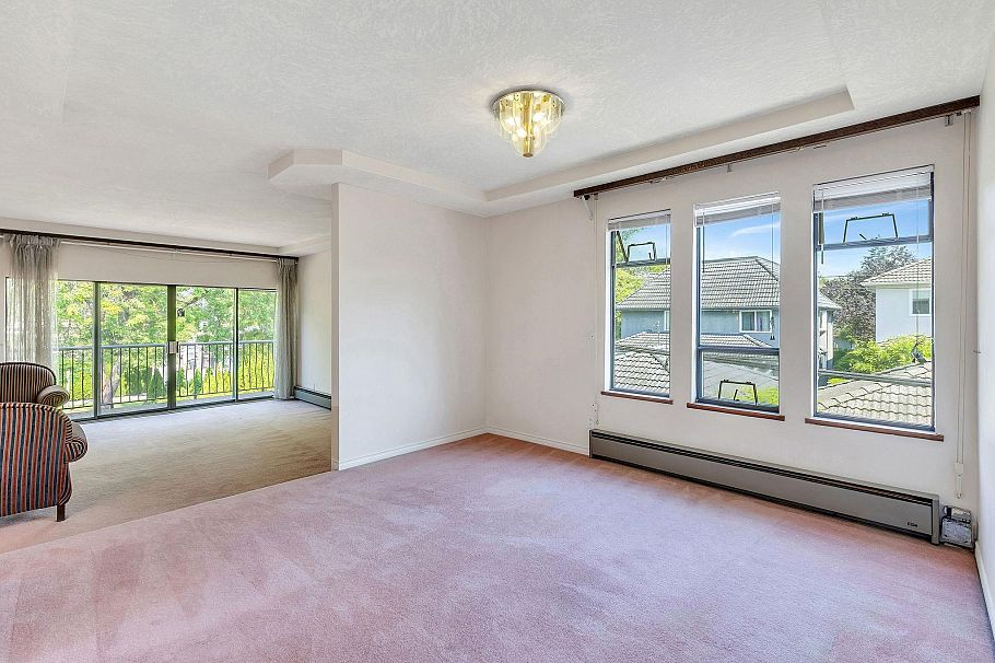 2718 W 19th Avenue Vancouver, BC - 5