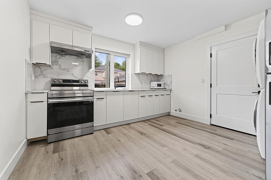 5835 Clarendon Street Vancouver, BC - 30